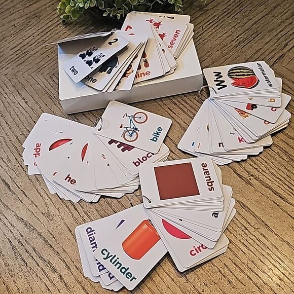 Flashcards for first words, numbers, Colorado and shapes and Alphabet - Picture 2 of 3